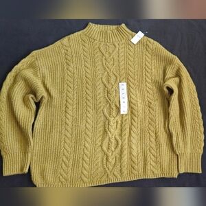NWT - Old Navy So-Soft Olive Green Cable Knit Crew Neck Sweater - Size XL